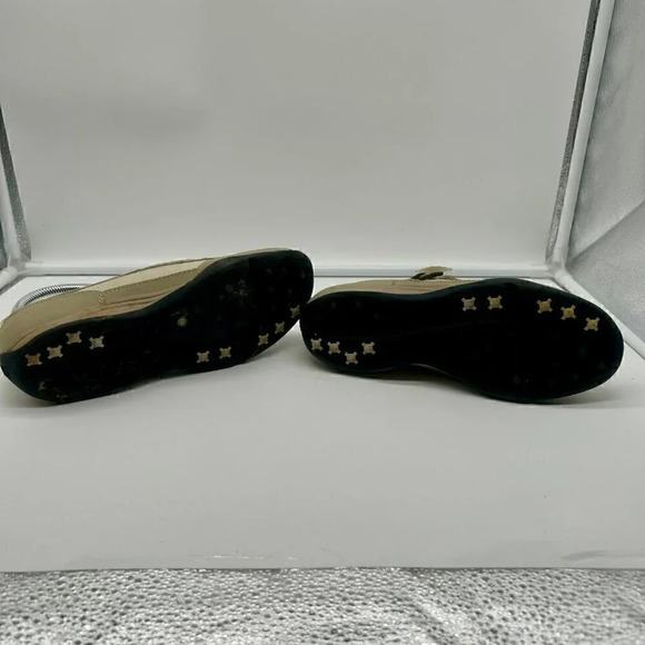 Lands' End Comfort Shoes Women 6 Wide Mary Jane Rubber Grip Sole Beige Tan - Picture 7 of 7